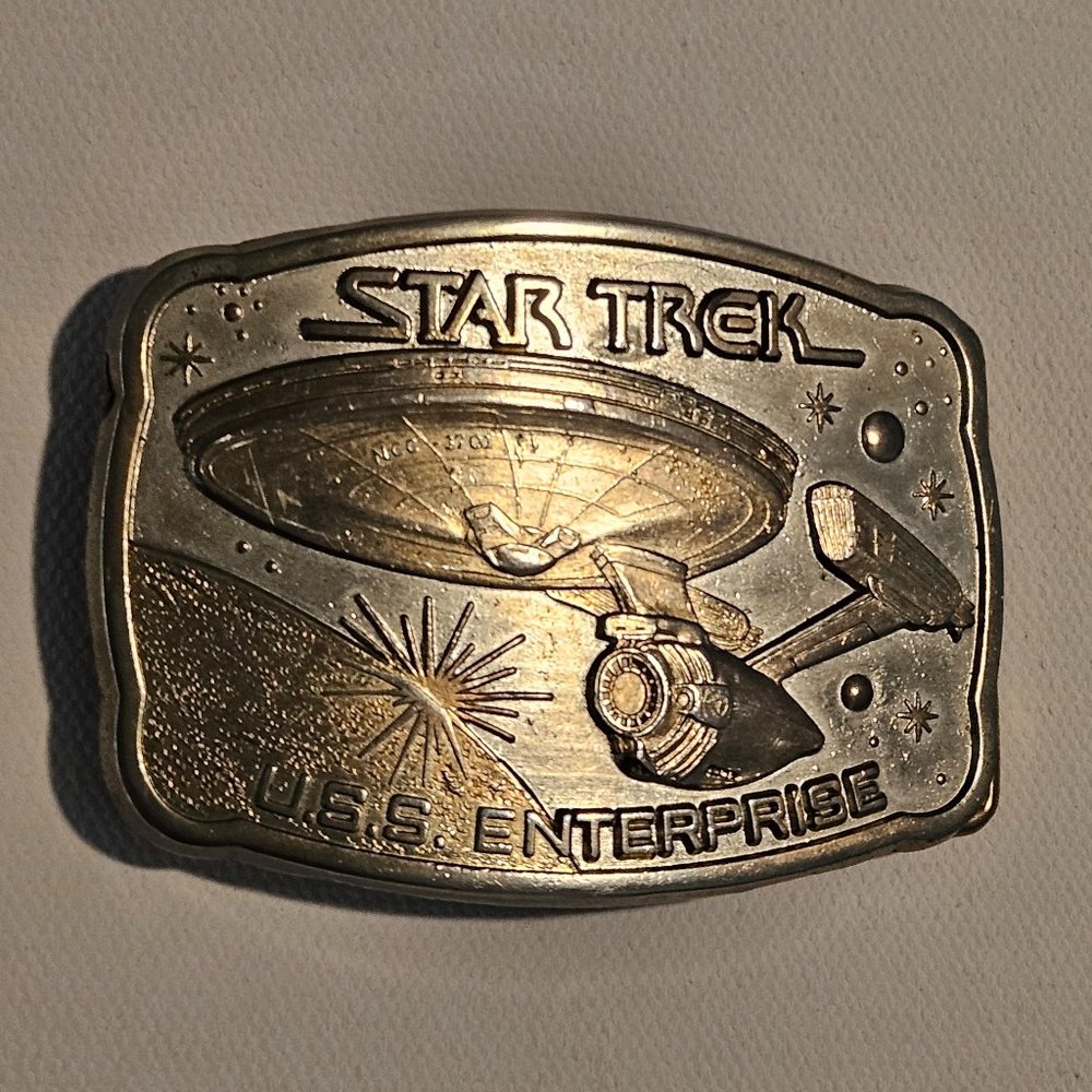 Star Trek Belt Buckle - 200th Aniv U.S.S Enterprise